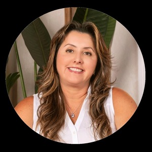 Katt Neuwirth, owner of Kat Walking Dogs